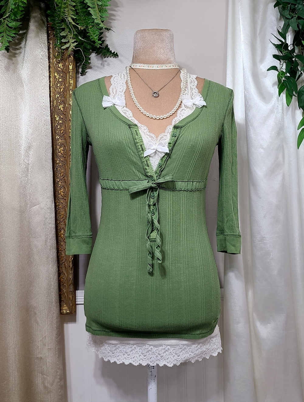 ♡ Y2K ♡ Hollister Moss Green Waist Tie Babydoll Henley Button Front Top